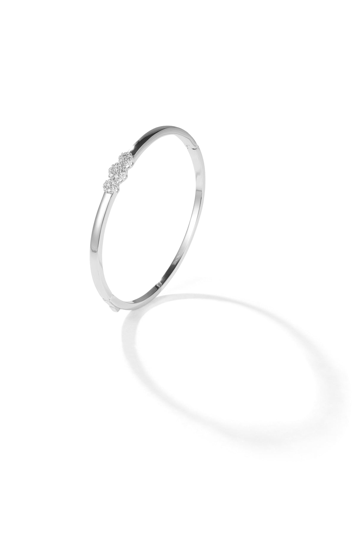 Armreifen für Damen aus Sterlingsilber mit Moissanit Steinen und 18k Vergoldung in Weißgold